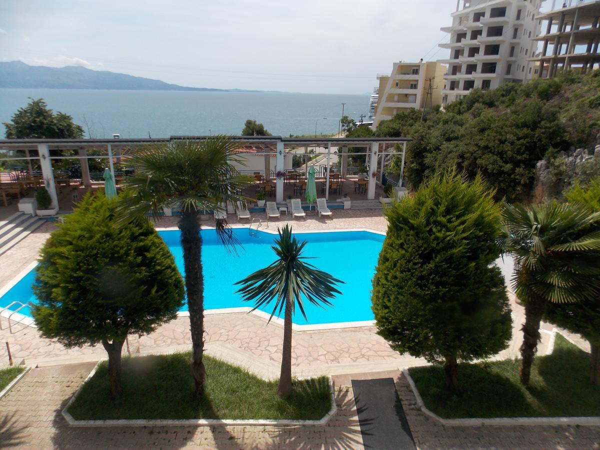 Hotel Dea Sarandë Buitenkant foto